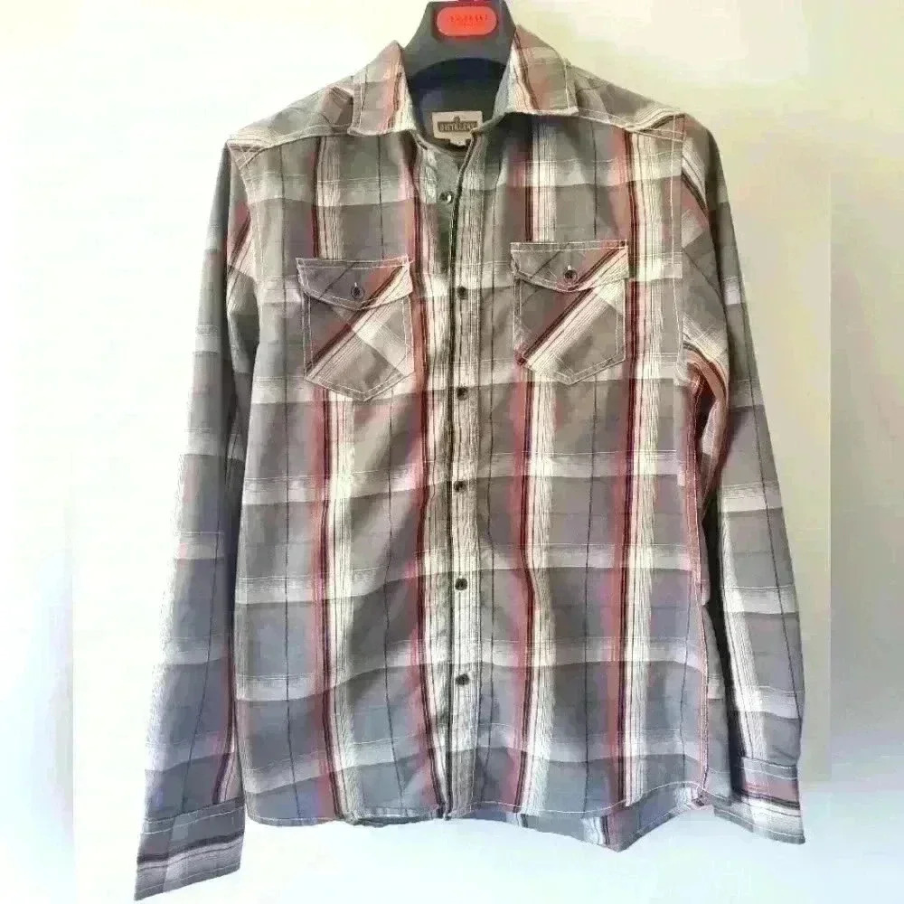 DISTILLERY men's plaid shirt size  small.